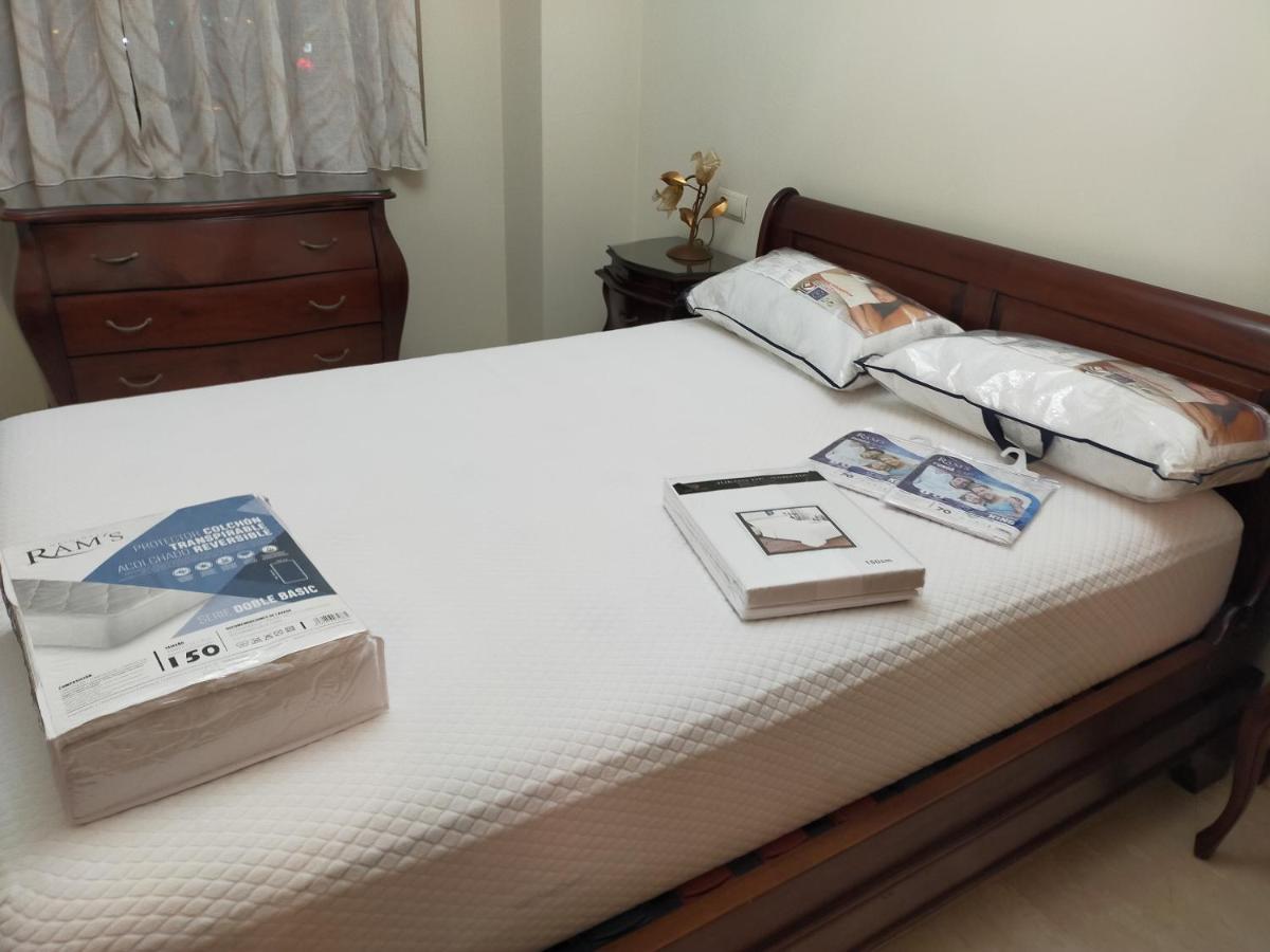 マラガPaseo Maritimo Antonio Banderasアパートメント エクステリア 写真